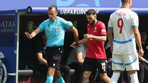 Deco ima plan B ako ne dovede Alvareza, stiže napadač kojeg niko nije očekivao u dresu Barce